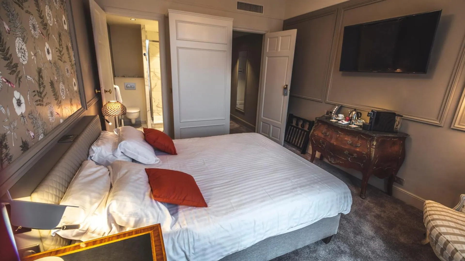 Grand Hotel Bellevue - Grand Place Lilla 4*,
